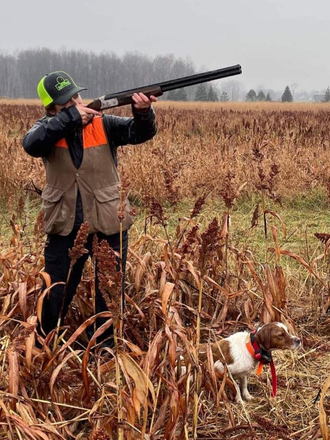 photo of River starting the hunt and following directions 
